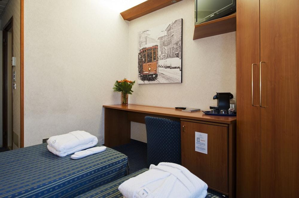 Hotel Mec Milano Eksteriør bilde