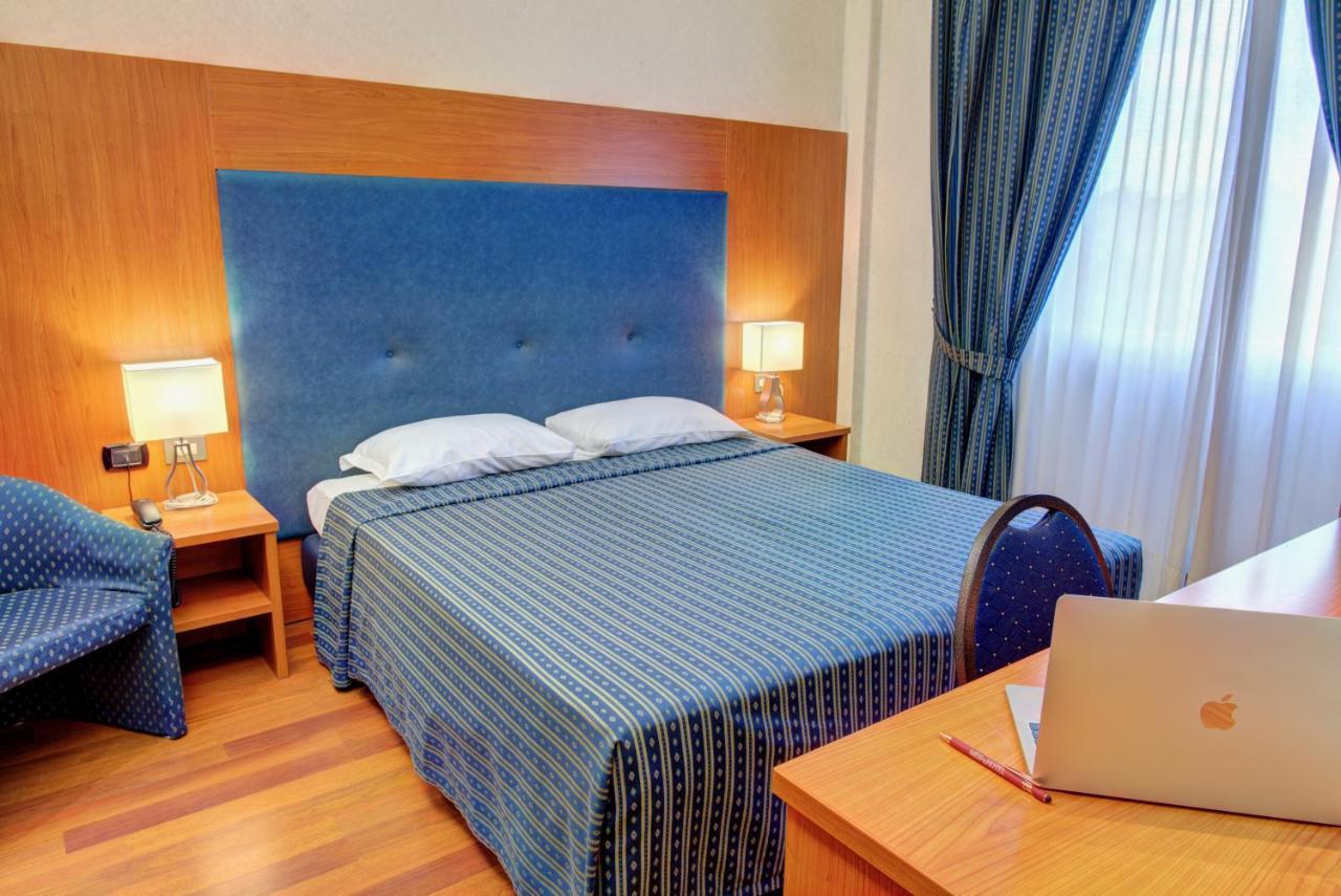 Hotel Mec Milano Eksteriør bilde